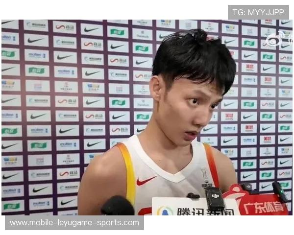 中国男篮亚洲杯定妆照花絮曝光！张宁现身引关注，徐杰缺席引热议